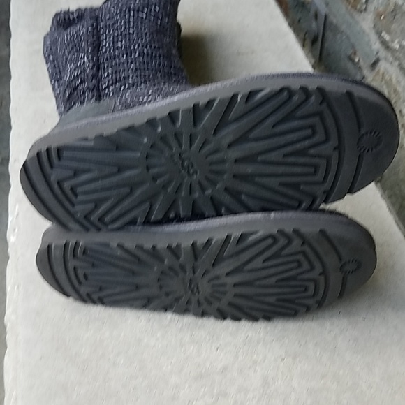 ***SOLD*** Ugg classic cardy button tall boots - Picture 7 of 8